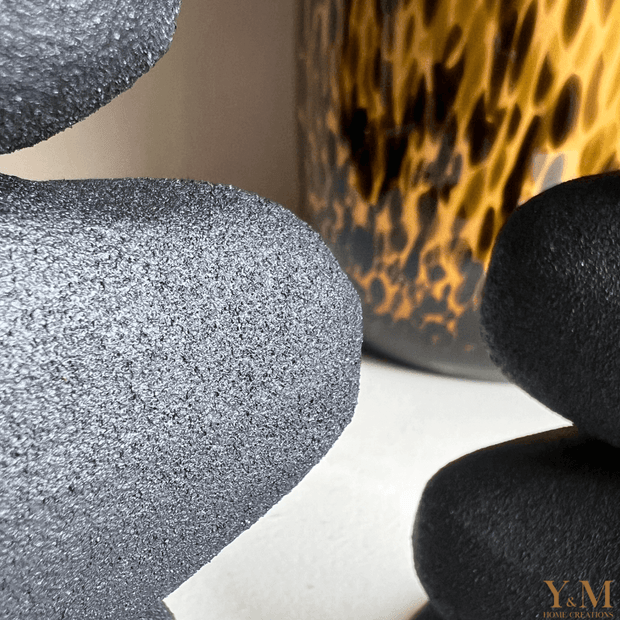Vase The World 2delig Set Kandelaars Zwart Metaal - Carepa - Shop deze design Kaarsenhouders bij Y&M