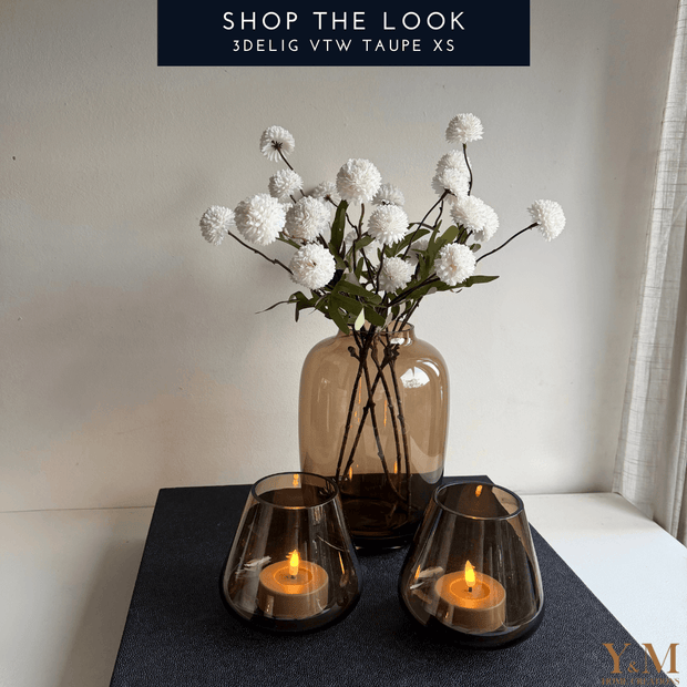 Ontdek VTW Rookglas Taupe XS Shop The Look (3-delig). Rookglazen Artic vaas & Tasman windlichten van Vase The World: luxe, trendy en betaalbare woonaccessoires.