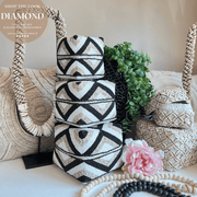 SHOP THE LOOK DIAMOND  -3 Mooie decoratieve Balinese offermanden met kraaltjes. Handgemaakte van 100% natuurlijke materialen, Bamboe, kraaltjes & hout. Zet deze manden in jouw vakkenkast, op je sidetable, dressoir.