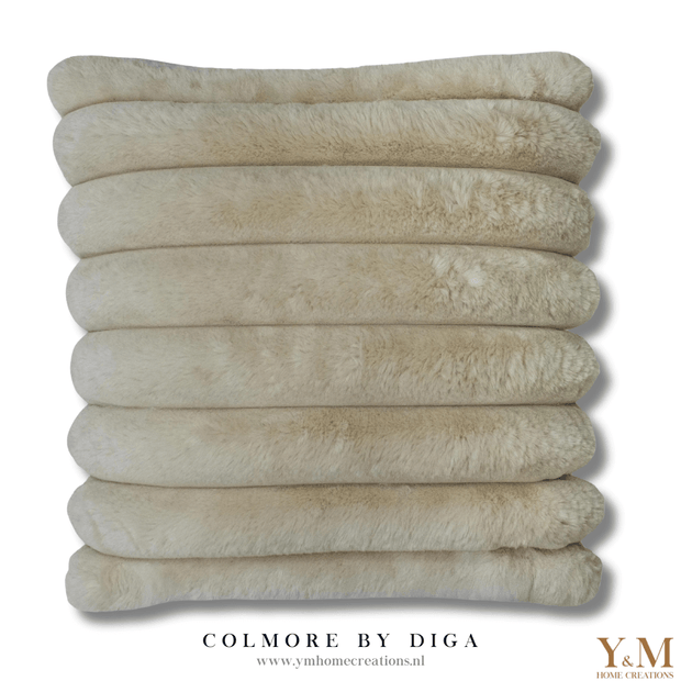 Rib Bont Cream Hazelnoot 50x50 Luxe Sierkussens Colmore by Diga, Past op jouw bank  sofa maar ook op bed. “Style je (lounge) bank, bed helemaal af met onze prachtige luxe kussens!”