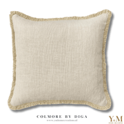 Luxe Linnenlook Sierkussen Cream | Sand (Cushion MAEVE). Ontdek de stijlvolle charme van onze luxe linnenlook sierkussens van het exclusieve merk Colmore by Diga.  Shop by Y&M Home Creations