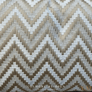 Luxe Design Sierkussen Warm Wit | Beige Wave van Colmore by Diga | Voor DE Interieurliefhebber. Stijlvol, zacht en perfect voor o.a. een chique interieur. Shop nu online by Y&M Home Creations