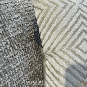 Luxe Design Sierkussen Warm Wit gestreept Design van Colmore by Diga | Voor DE Interieurliefhebber. Stijlvol, zacht en perfect voor o.a. een chique interieur. Shop nu online by Y&M Home Creations