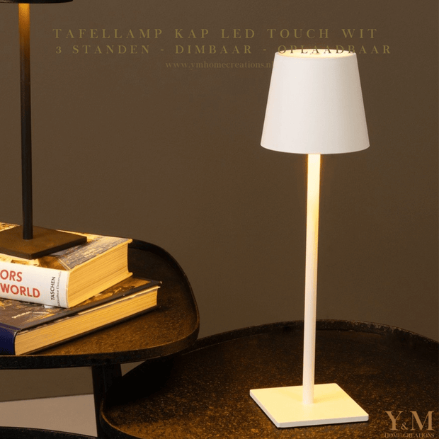 Countryfield Wit Design Tafellamp Alana, hoogwaardige kwaliteit, oplaadbaar d.m.v. een USB, dimbaar, 3 kleur intensiviteit & draadloos. “Een betaalbare 'chique' lamp!” Zoals in een vakkenkast, op een dressoir. Mooie leeslamp, bureaulamp, nachtlamp. 