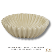 Sand | Beige Wave schaal, keramiek. Taupe. Prachtige waaier schaal | Kom. Vorm van een koffiefilter. Mooi als decoratie of voor praktisch gebruik: deze plissékom past altijd en in elk interieur!