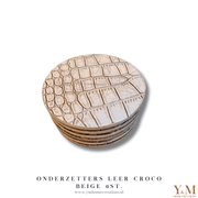 Croco Leren Onderzetters Beige | Taupe - Nederlandse Designer – Mooi i.c.m. luxe tray | dienbladen. Interieur woonaccessoires die jouw interieur net even die extra chique uitstraling geven!  Shop deze bij Y&M Home Creations!