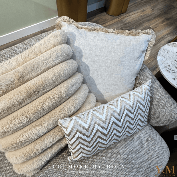 Luxe Design Sierkussen van Colmore by Diga | Voor DE Interieurliefhebber. Stijlvol, zacht en perfect voor o.a. een chique interieur. Shop nu online bij Y&M Home Creations
