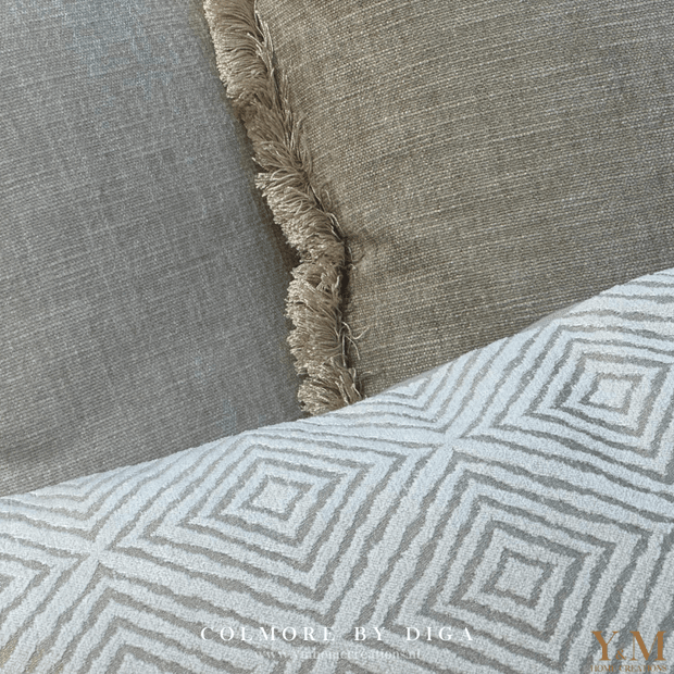 Luxe Design Sierkussen van Colmore by Diga | Voor DE Interieurliefhebber. Stijlvol, zacht en perfect voor o.a. een chique interieur. Shop nu online bij Y&M Home Creations