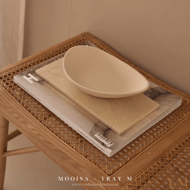 De luxe natuurlijk massief beige, crème marmer MOOISA trays 30x15cm, gemaakt van hoogwaardig marmer van zijn een prachtige toevoeging aan jouw interieur. Supermooi, stoer & luxe. 