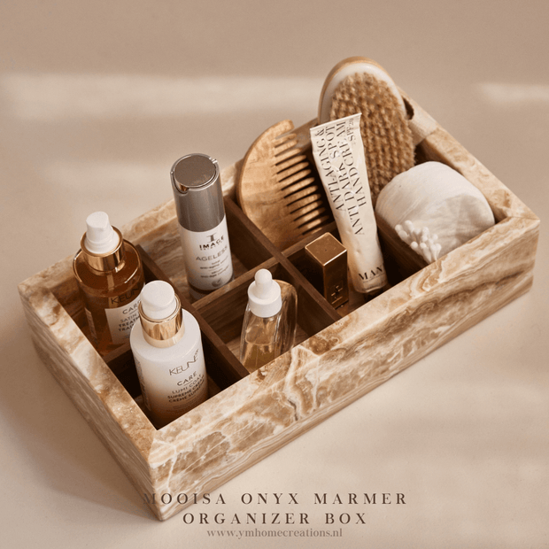 Luxe Onyx Marmer organizer | opbergbak van MOOISA is een prachtige toevoeging aan jouw interieur. Supermooi, elegant, stoer & luxe. Koffie opruimbak gemaakt uit mooi natuurlijk massief beige, crème marmersoort. 