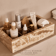 Luxe Onyx Marmer organizer | opbergbak van MOOISA is een prachtige toevoeging aan jouw interieur. Supermooi, elegant, stoer & luxe. Koffie opruimbak gemaakt uit mooi natuurlijk massief beige, crème marmersoort. 