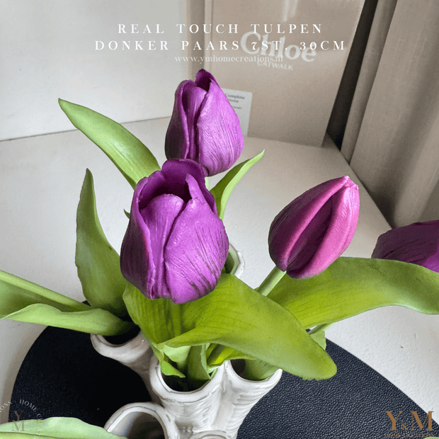 Hoog kwaliteit kunst Zijden Real Touch Tulpen 7st. 30cm, Donker Paars. Maak jouw vaas compleet met mooie Real Touch Tulpen (Tulips). Zijden | Kunst bloemen. Shop bij Y&M Home Creations