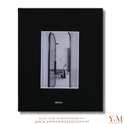 SOLULU - Monochrome Living Opbergboek (M) - Zwart (met zwart wit foto) met de uitstraling van een écht koffietafelboek! Perfect voor in een serene (Japandi) woonstijl.
