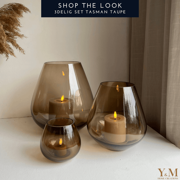 Tasman Taupe XS | PEAR Taupe Rookglas XS - Koop het bij Y&M Home Creations – Eric Kuster – Hotel Chique stijl – Trendy – Smokey glas - Vase The World / Fidrio