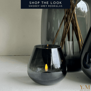Y&M Inspiratieset ‘SMOKEY’ - Vase The World Rookglas Set met of zonder Pampas Fluffy Pluimen – Eric Kuster – Hotel Chique stijl - Shop the Look! - Rookglas windlichten, Rookglas Vaas Grey