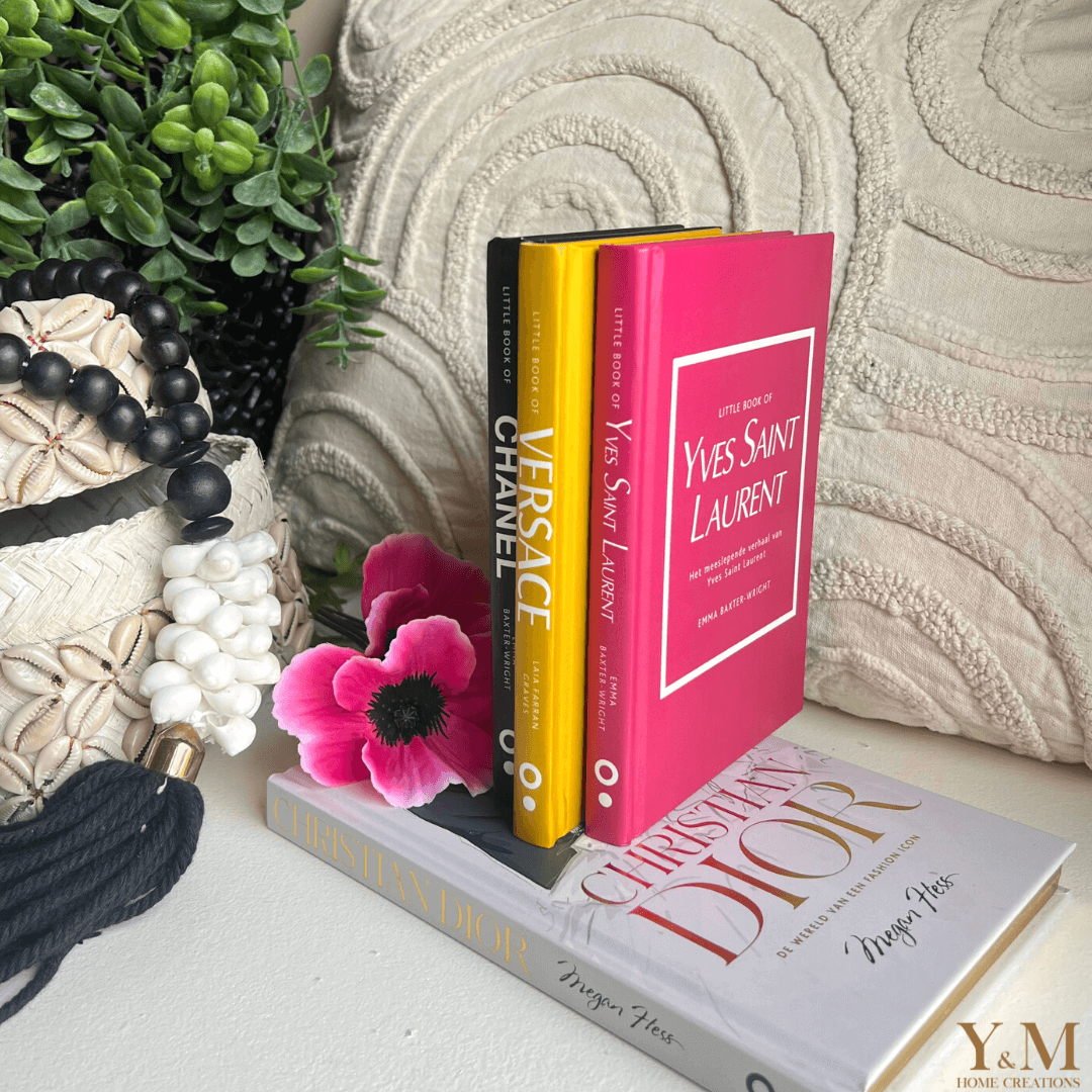 Saint Laurent Le Book Fashion 洋書 Tafelboek - Little Book of Yves Saint Laurent - YSL (NL) – Y&M