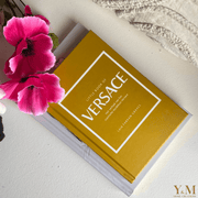 Tafelboek Little book of Versace. Prachtig Koffietafelboek voor op de salontafel, leestafel en dressoir. Mooi inspiratie boek van Versace.