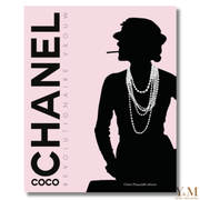Ontdek het luxe tafelboek Coco Chanel – Revolutionaire Vrouw (NL) bij Interieurliefhebber. Inspirerend, stijlvol en perfect voor een chic interieur.