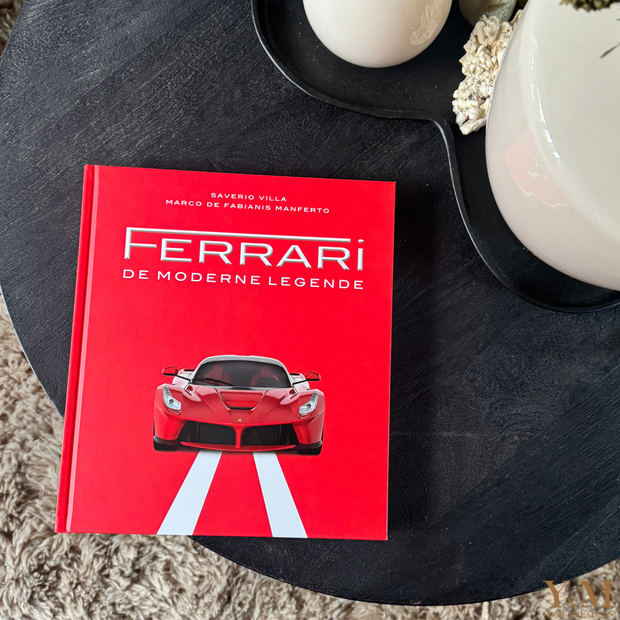 Ontdek het luxe tafelboek Ferrari – De Moderne Legende (NL) bij Interieurliefhebber. Prachtige fotografie, design en passie in één exclusieve uitgave.