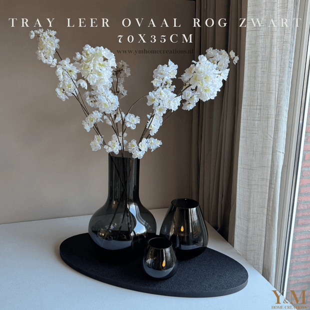 Luxe, Exclusive Ovale Tray Rog Leer Zwart 70x35cm. Stijl jouw luxe, trendy woonaccessoires af op een uniek dienblad  tray en steel de show in jouw interieur.