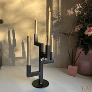 Vase The World Design Metalen Kandelaar Zwart - Stijlvol, Chique en ook stoer!  Shop bij Y&M Home Creations