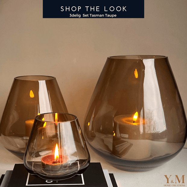 VTW Tasman Taupe | PEAR Taupe Rookglas - Koop het bij Y&M Home Creations – Eric Kuster – Hotel Chique stijl – Trendy – Smokey glas - Vase The World 
