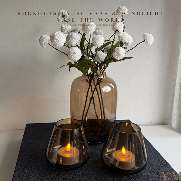 Vase The World Vaase Artic Taupe Rookglas XS & Tasman Windlicht Taupe XS - Koop het bij Y&M Home Creations 