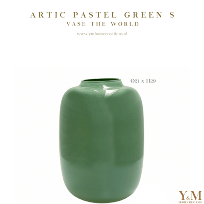 Artic Pastel Vaas Green | Groen - Vase The World - Shop bij Y&M  Deze unieke Pastel Vaas van het unieke merk Vase The World  is een mooi, luxe & exclusief item in elk interieur.