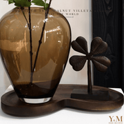 Luxe Design Organische Tray Walnoothout Villeta - Kidney - duurzaam hout dienblad Brown van Vase The World, met een modern strak uiterlijk. Shop bij Y&M
