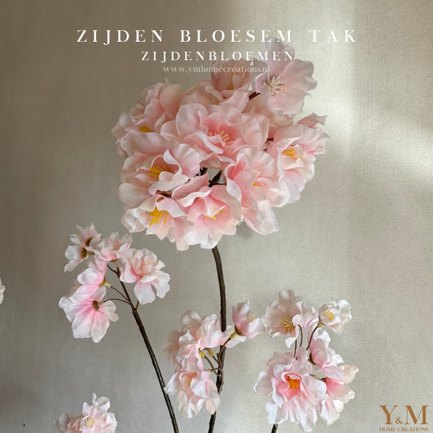 Zijden Tak - Japanse Bloesem Prunus Roze | Pink  126cm - Shop bij Y&M Home Creations Laat je interieur shinen met deze prachtige, stijlvolle Japanse zijden kersen bloesemtakken! 