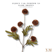Zijden Tak PomPom Dark Brown | Coffee Brown | Donker Bruin XS 52cm - Shop bij Y&M Home Creations Laat je interieur shinen met deze prachtige, stijlvolle zijden decoratie takken! 
