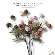 Zijden Tak PomPom XS 52cm - Shop bij Y&M Home Creations Laat je interieur shinen met deze prachtige, stijlvolle zijden decoratie takken! 