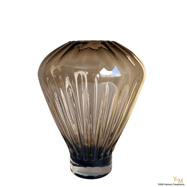 Y&M Home Creations Rookglas Taupe Vaas Bel Air | Daimond, Rodreko – Luchtballon Vaas  - Koop direct jouw favoriete rookglas - Eric Kuster Stijl en je bent verzekerd van een vaas die overal zal schitteren!