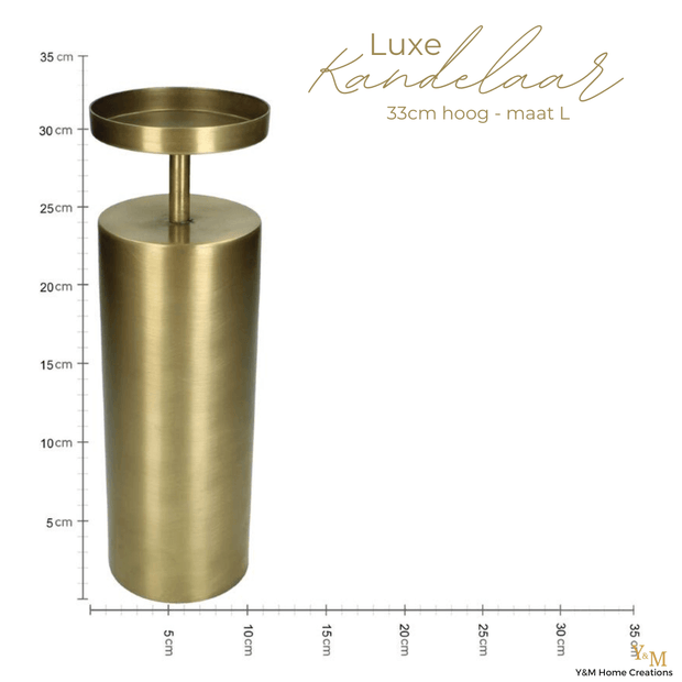 Luxe Gouden Kandelaar Metaal 33cm - Deze luxueuze kandelaar is een echte sfeermaker. De gouden kleur schittert prachtig bij het kaarslicht. De kaarshouder geeft een chique uitstraling.