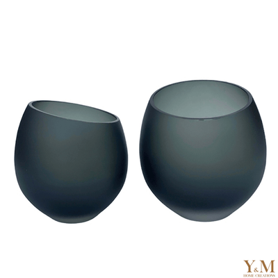 Y&M Home Creations Vase the World Moho Grey Satin Windlichten S & M en als SET. Luxe, Sfeervolle en Unieke Windlichten. Kandelaars / Waxinelichten / Sfeerverlichting